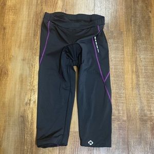 Naviskin black & purple bike/bicycle riding Capri pants size XXL